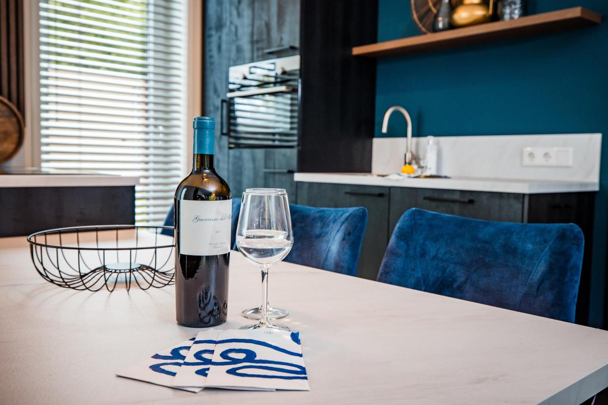 Recreatiewoning 'Dwergarend' Villa Voorthuizen Bagian luar foto