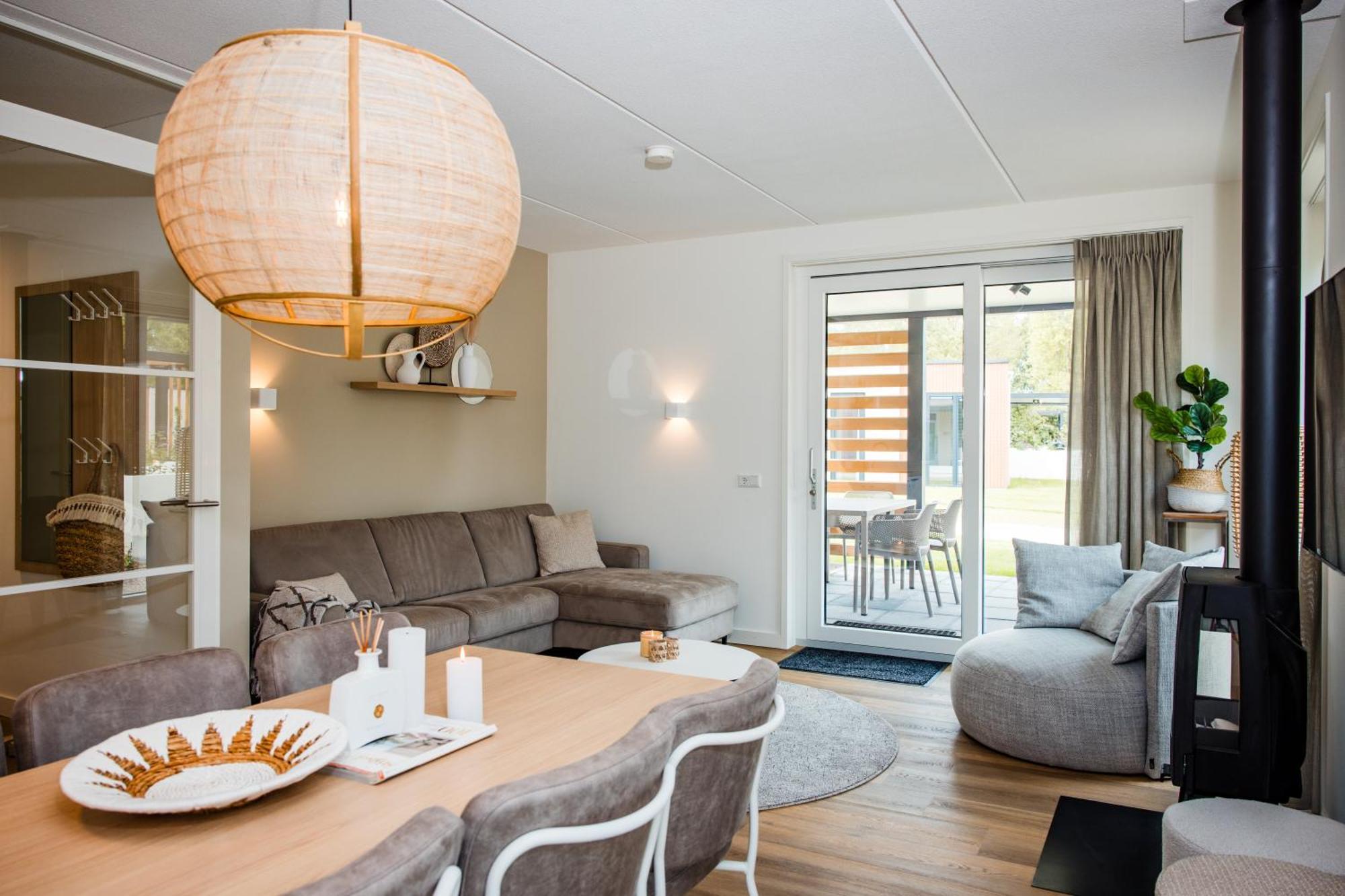 Recreatiewoning 'Dwergarend' Villa Voorthuizen Bagian luar foto